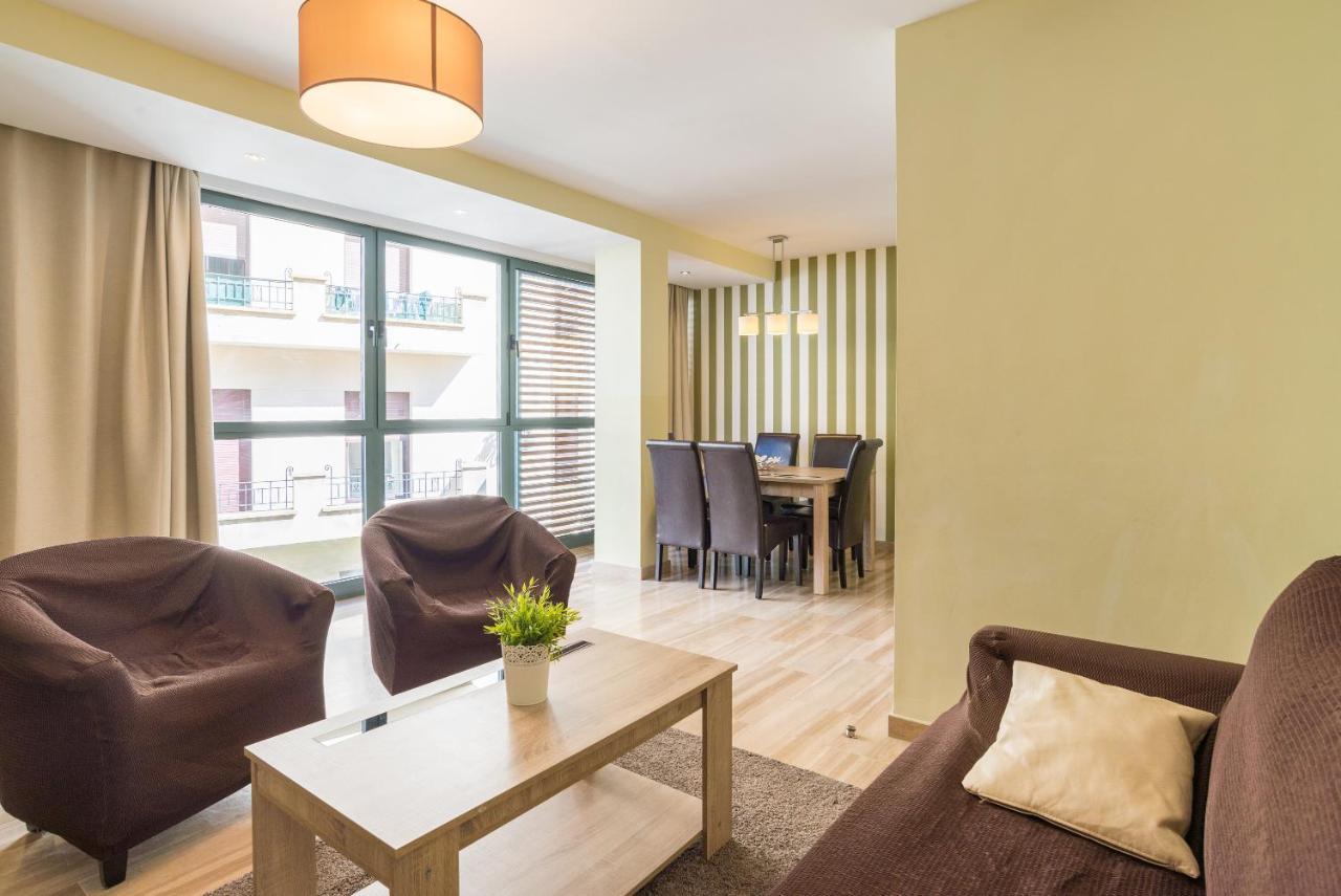 Plaza Uncibay Apartment มาลากา ภายนอก รูปภาพ